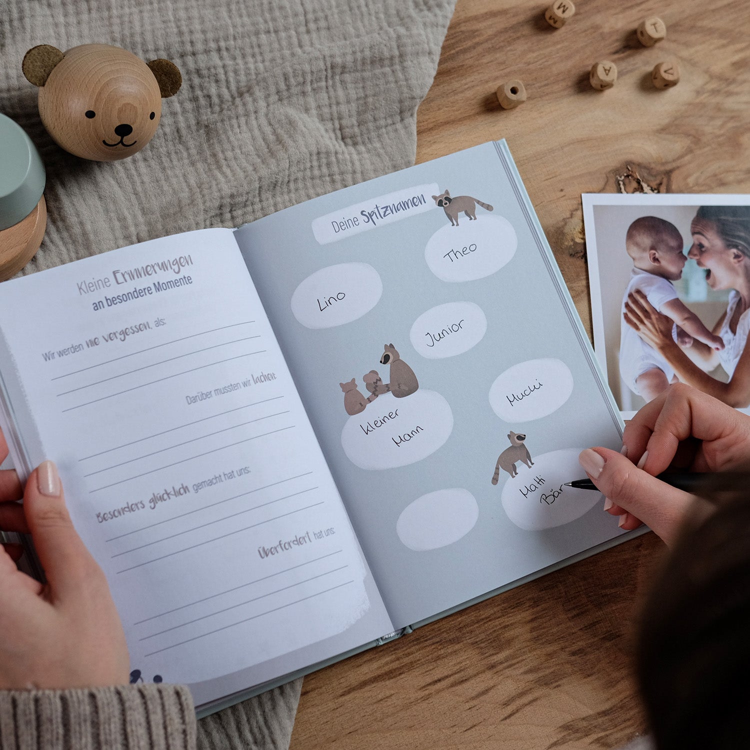 Baby-Tagebuch „Babys erstes Jahr" - Bär mit Sticker