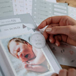 Baby-Tagebuch „Babys erstes Jahr" - Bär mit Sticker