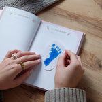 Baby-Tagebuch „Babys erstes Jahr" - Hase mit Sticker