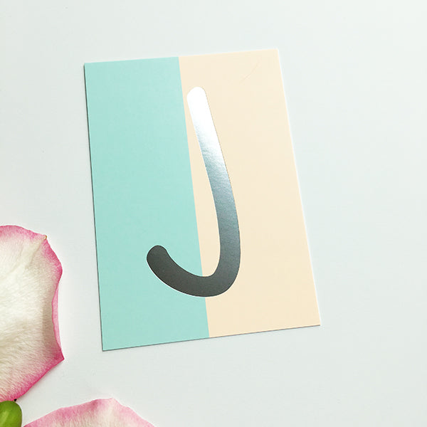 Mini-Kärtchen "J" - Silber & Pastell