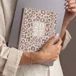 Planer Buchkalender 2027 Leo